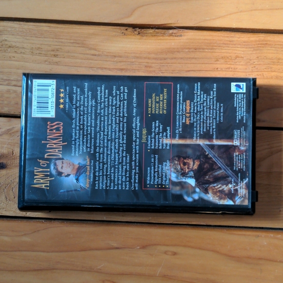Army of Darkness VHS Collectors Edition - Picture 2 of 3
